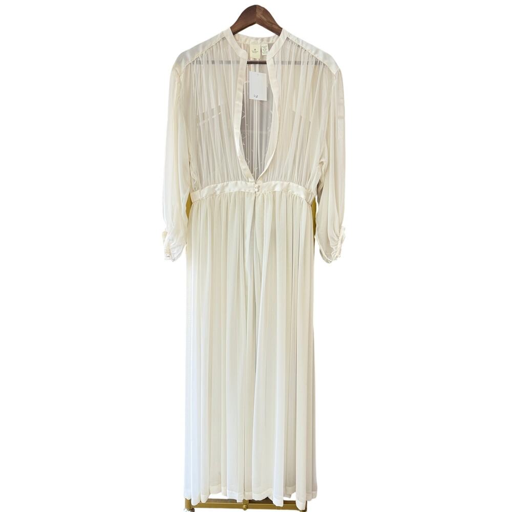 Victoria's Secret Goddess style sheer robe - Picture 2 of 4